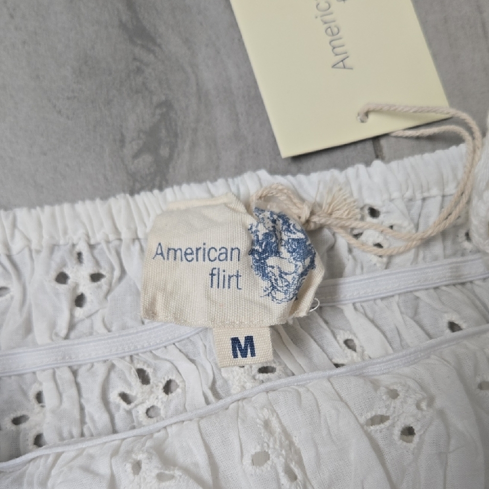 American Flirt White Crochet Tank Top - Picture 3 of 5